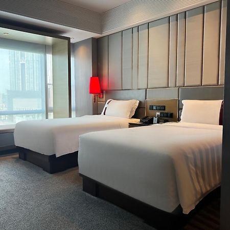Rhombus Park Aura Chengdu Hotel Bagian luar foto