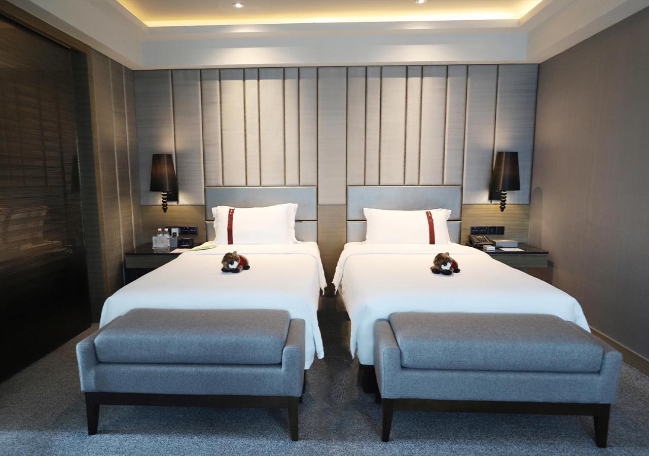 Rhombus Park Aura Chengdu Hotel Bagian luar foto