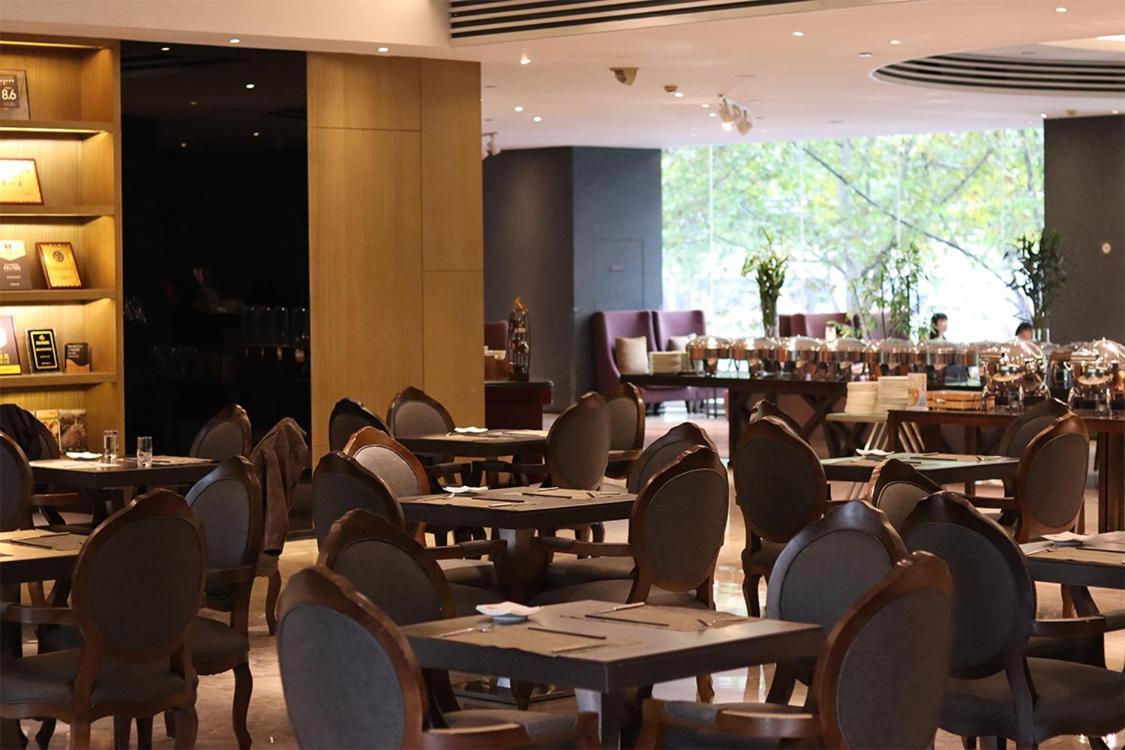 Rhombus Park Aura Chengdu Hotel Bagian luar foto