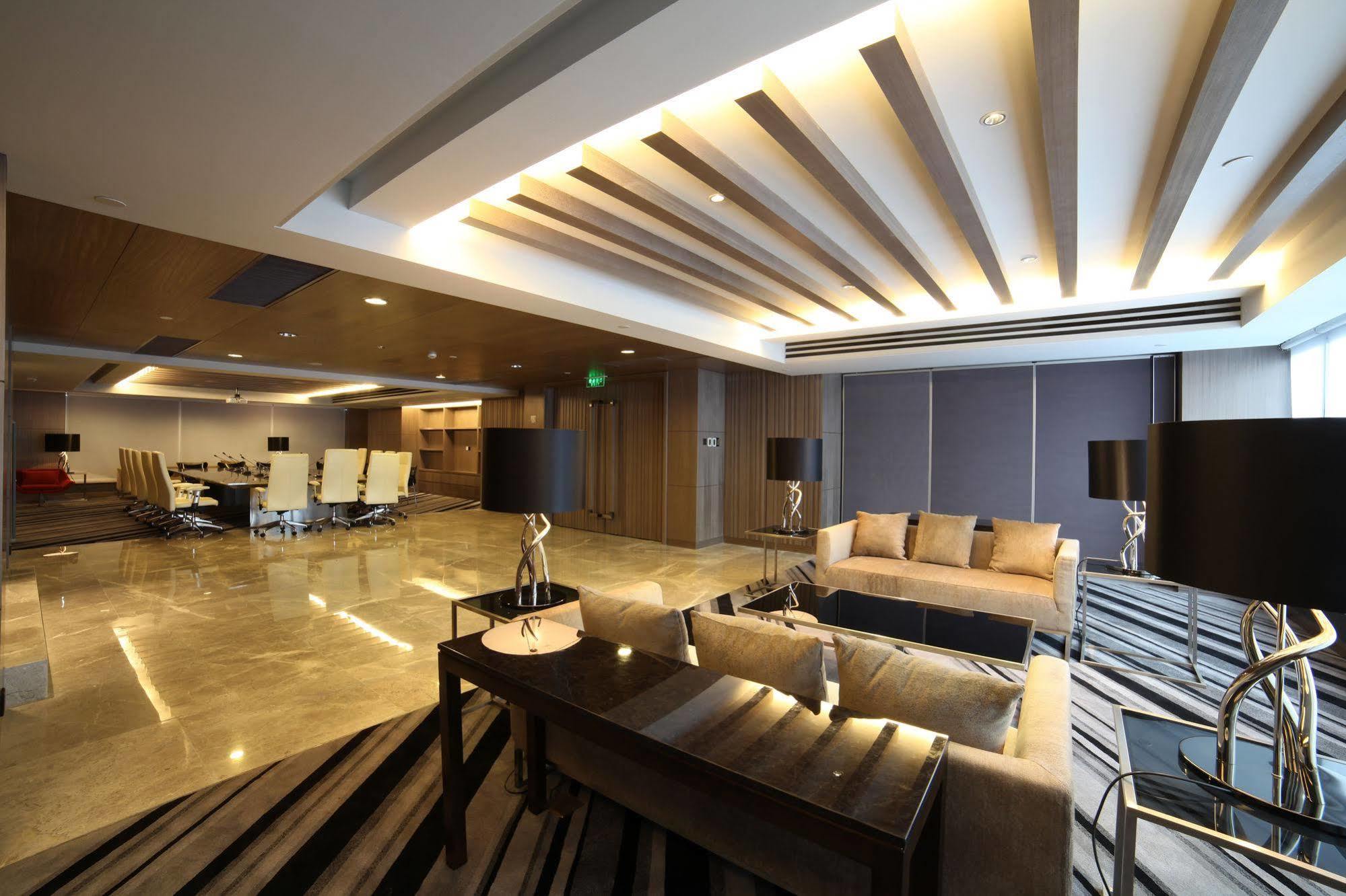 Rhombus Park Aura Chengdu Hotel Bagian luar foto